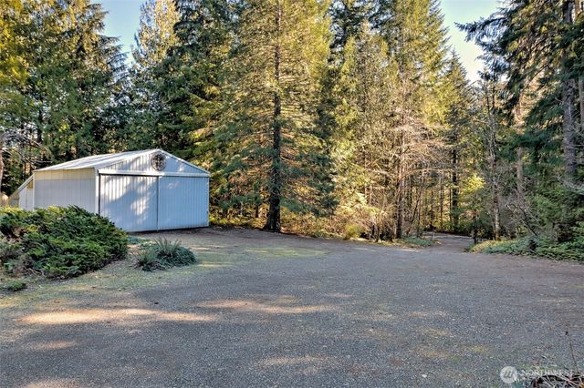 50 N Standstill Drive S, Hoodsport, WA 98548