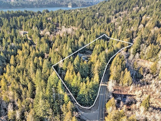 50 N Standstill Drive S, Hoodsport, WA 98548