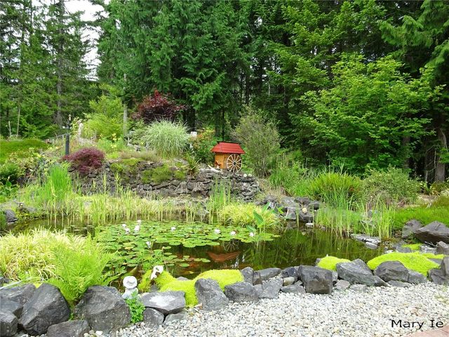 50 N Standstill Drive S, Hoodsport, WA 98548