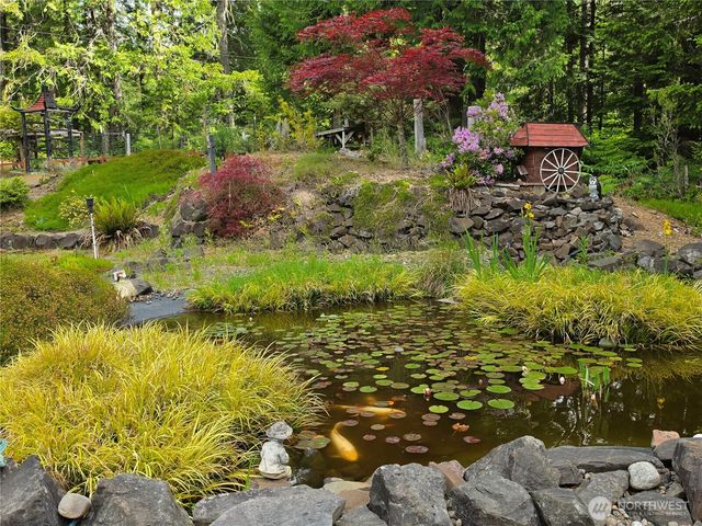 50 N Standstill Drive S, Hoodsport, WA 98548