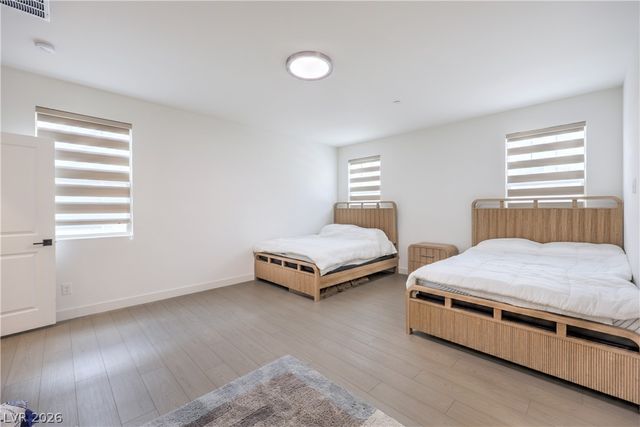 527 Preston Oak Lane, Las Vegas, NV 89138