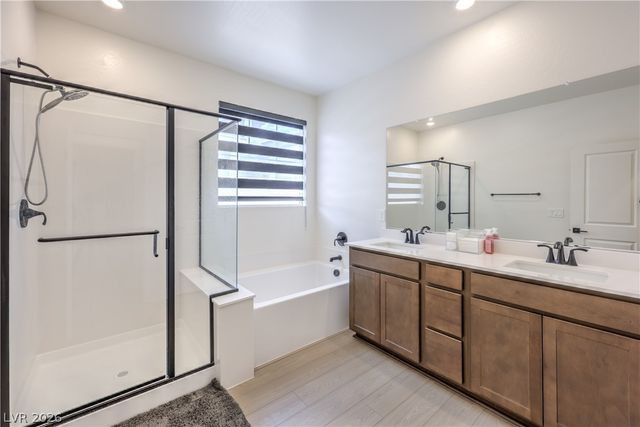 527 Preston Oak Lane, Las Vegas, NV 89138