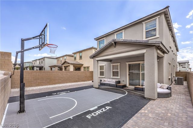 527 Preston Oak Lane, Las Vegas, NV 89138