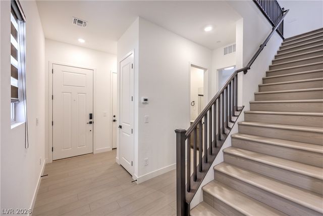 527 Preston Oak Lane, Las Vegas, NV 89138