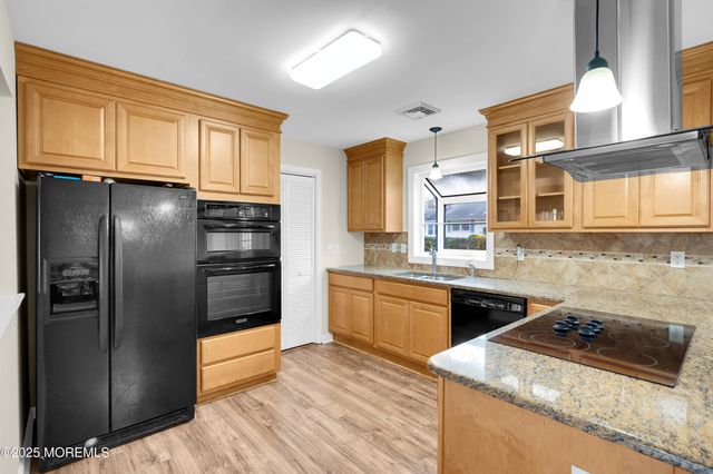 1109 Spar Avenue, Beachwood, NJ 08722