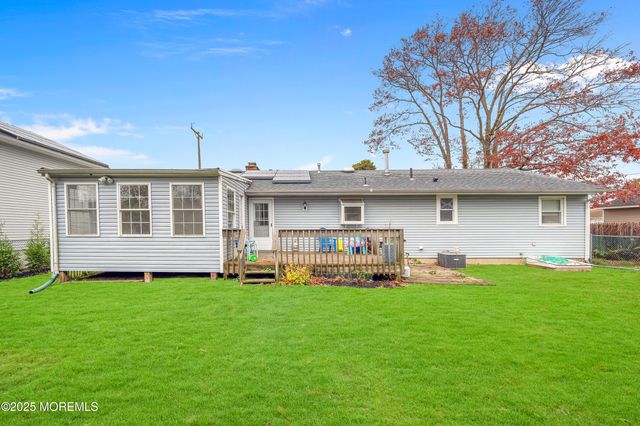 1109 Spar Avenue, Beachwood, NJ 08722