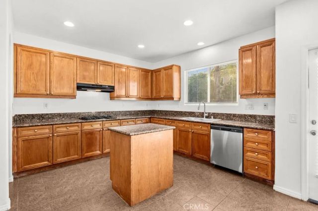 31900 Via Santa Elena, Winchester, CA 92596