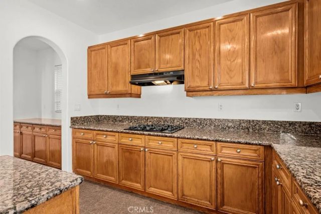 31900 Via Santa Elena, Winchester, CA 92596
