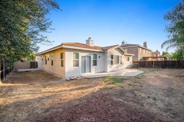31900 Via Santa Elena, Winchester, CA 92596