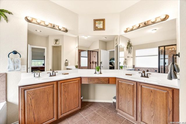 24819 Catalan Clf, San Antonio, TX 78261
