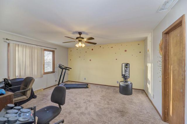 1847 Lakewood Drive, Wilmington, IL 60481