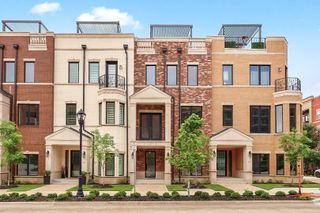 218 E Dallas Road 104, Grapevine, TX 76051