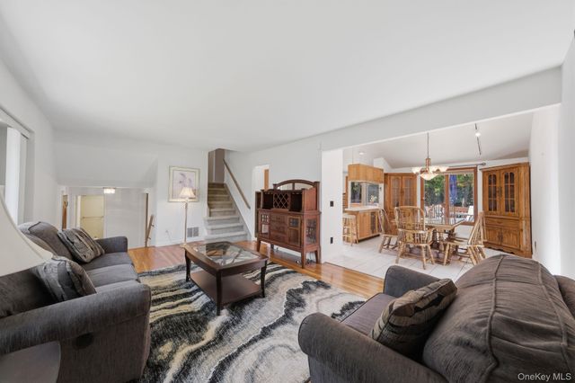 34 Campo Avenue, Selden, NY 11784