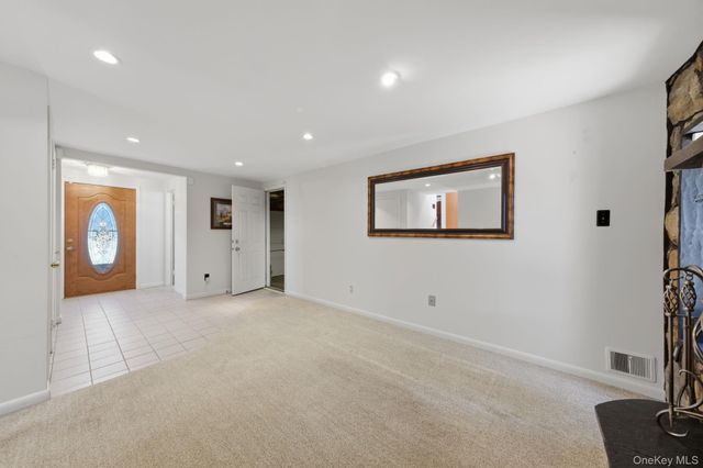 34 Campo Avenue, Selden, NY 11784