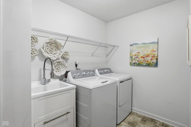 6124 Timber Lake Boulevard, Indianapolis, IN 46237