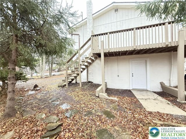 8066 Red Squirrel Drive, Coolbaugh Twp, PA 18466