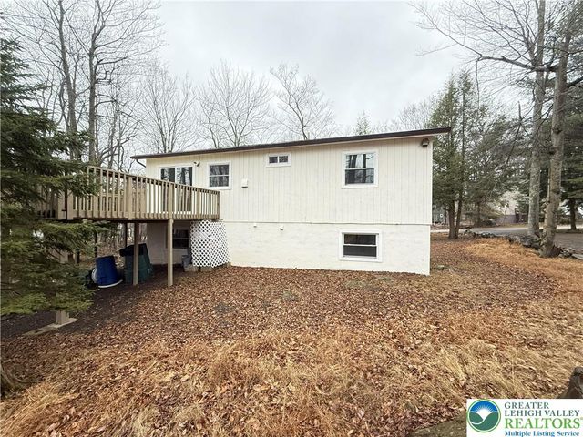 8066 Red Squirrel Drive, Coolbaugh Twp, PA 18466