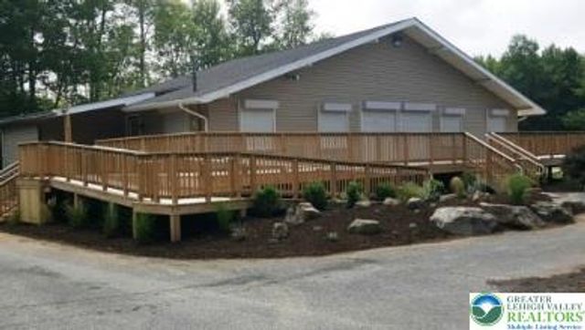 8066 Red Squirrel Drive, Coolbaugh Twp, PA 18466