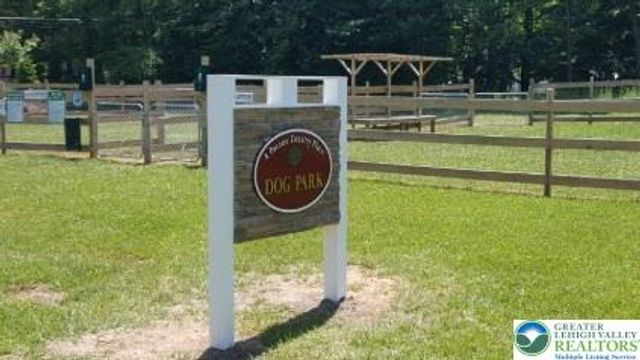 8066 Red Squirrel Drive, Coolbaugh Twp, PA 18466