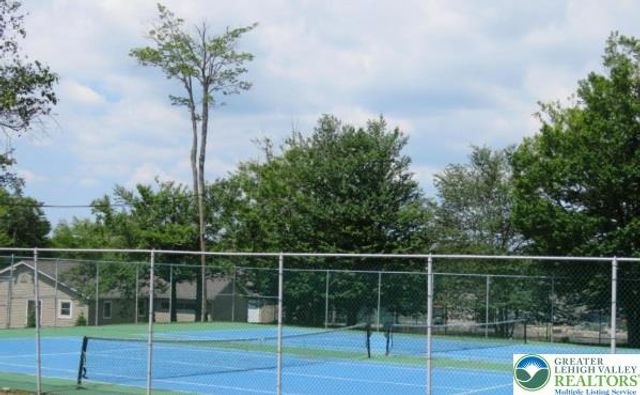 8066 Red Squirrel Drive, Coolbaugh Twp, PA 18466