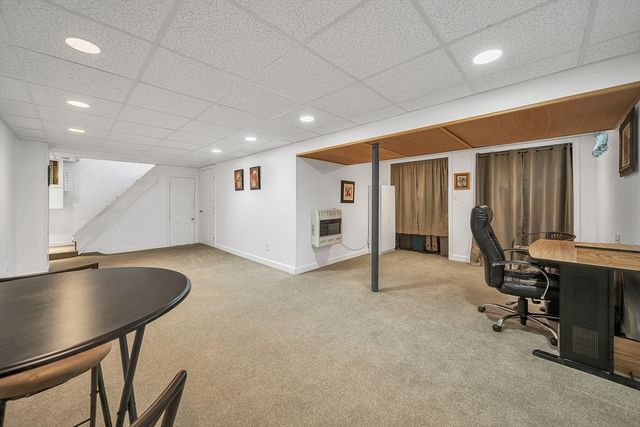 51 Barrington Rd, Longmeadow, MA 01106
