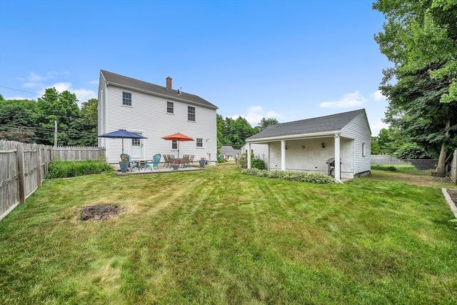 51 Barrington Rd, Longmeadow, MA 01106
