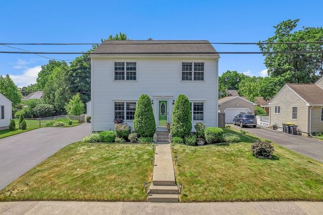 51 Barrington Rd, Longmeadow, MA 01106