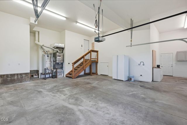 1960 NW Keenan Court, Bend, OR 97703