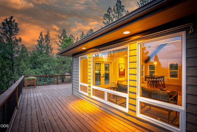 1960 NW Keenan Court, Bend, OR 97703