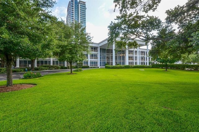 5050 Ambassador Way 210, Houston, TX 77056