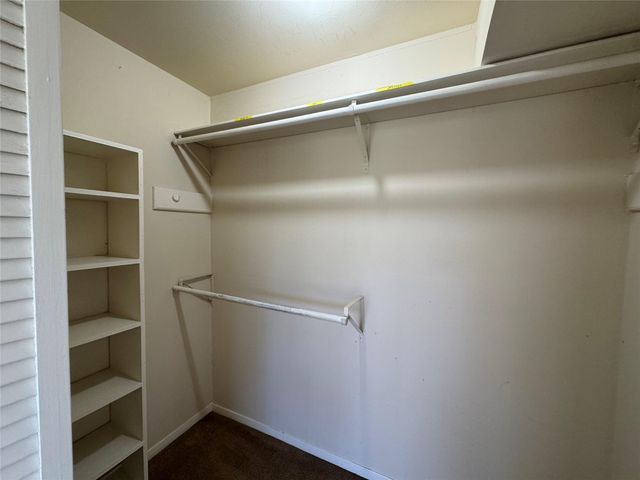 5050 Ambassador Way 210, Houston, TX 77056