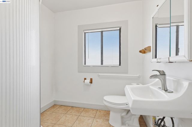 370 E 14Th St, San Leandro, CA 94577