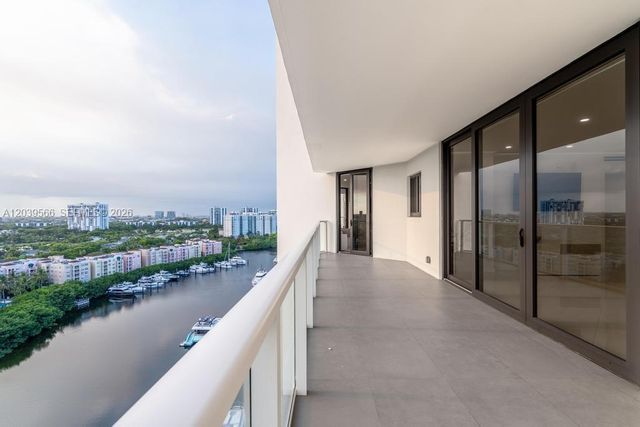 19500 Turnberry Way 16B, Aventura, FL 33180