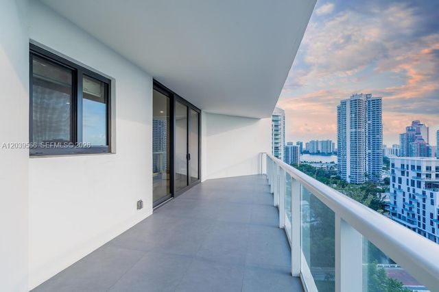 19500 Turnberry Way 16B, Aventura, FL 33180