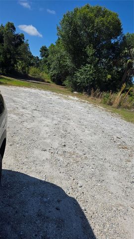 2094 MIDDLE TERRACE, Punta Gorda, FL 33983