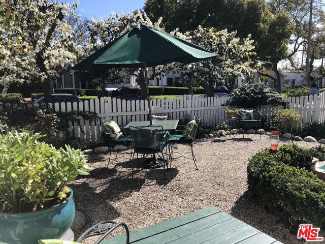 1173 Masselin Avenue, Los Angeles, CA 90019