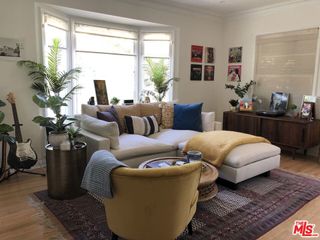 1173 Masselin Avenue, Los Angeles, CA 90019