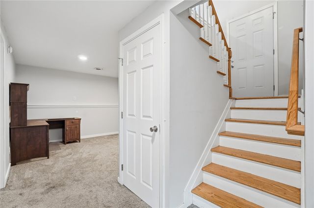 2703 Tihart Way, Beavercreek, OH 45430