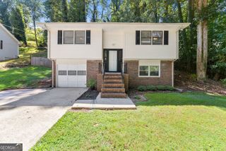1421 Northwood Circle NE, Gainesville, GA 30501