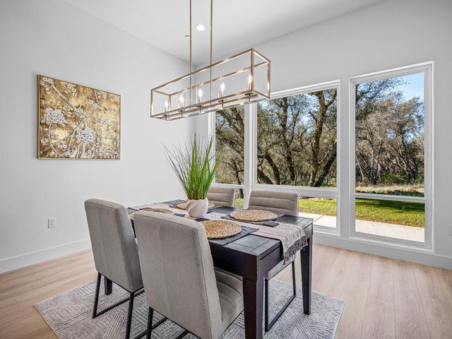 8118 Bridger Ln, Shingle Springs, CA 95682