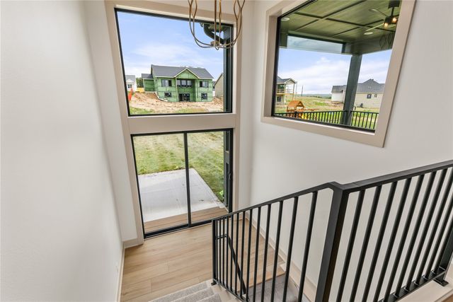 1348 S Auburn Place, West Des Moines, IA 50266