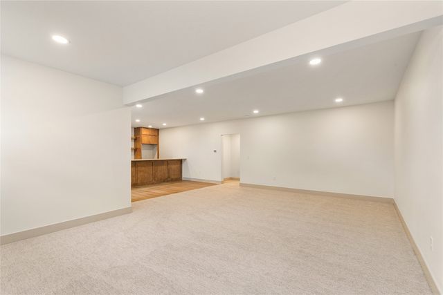 1348 S Auburn Place, West Des Moines, IA 50266