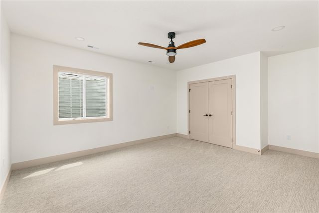 1348 S Auburn Place, West Des Moines, IA 50266