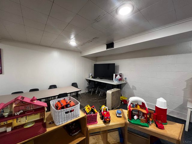 227 Greenly Street, Adrian, MI 49221