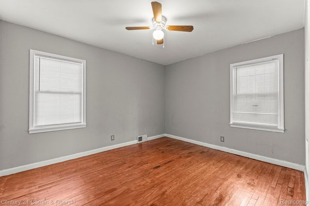 15805 Lindsay Street, Detroit, MI 48227