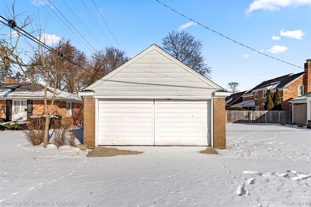 15805 Lindsay Street, Detroit, MI 48227