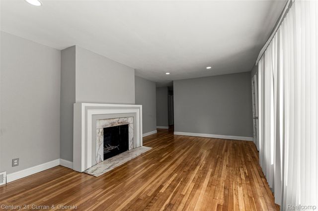 15805 Lindsay Street, Detroit, MI 48227