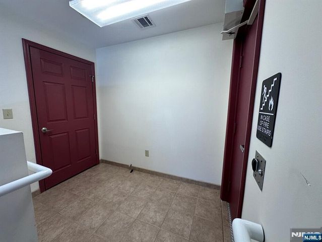 85 Hopper Avenue, Waldwick, NJ 07463