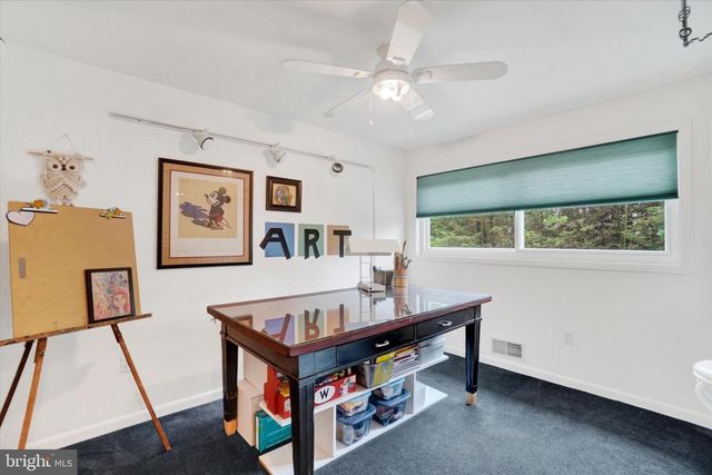 1123 TOWER RD, York, PA 17406
