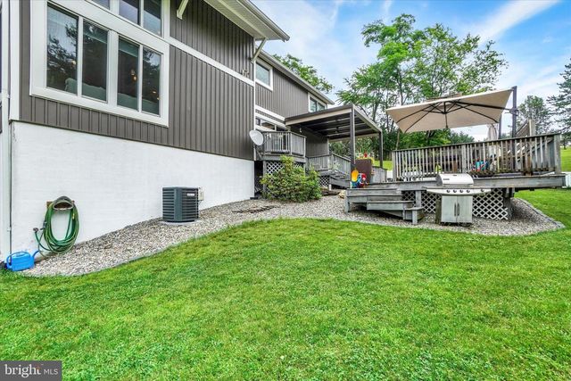 1123 TOWER RD, York, PA 17406